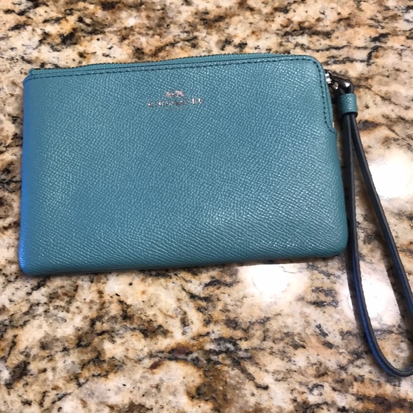 Coach Handbags - Coach turquoise wristlet